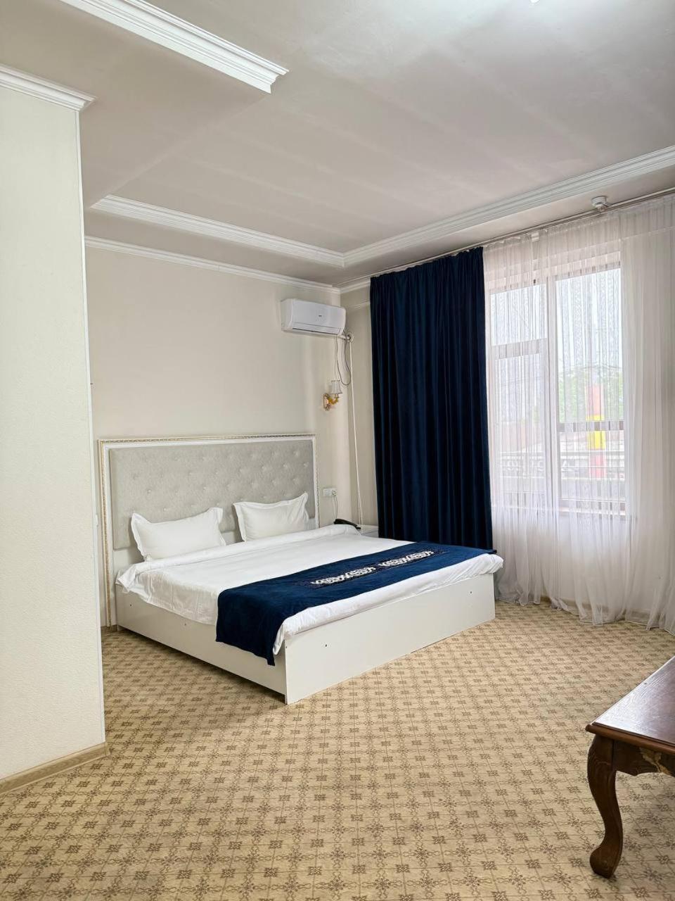 Sultan Jalal-Abad Hotel Eksteriør billede